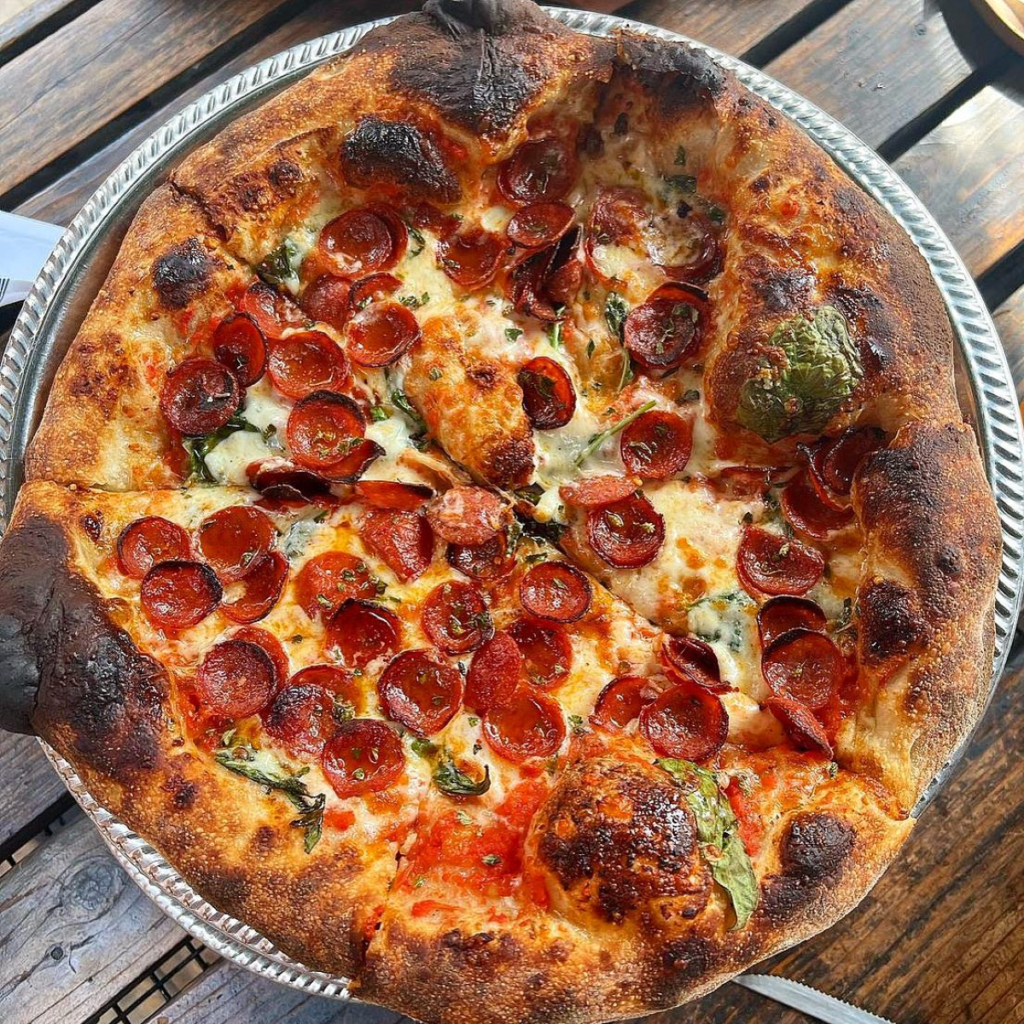 Folks Pizzeria Talks Expansion Following the Success of its Cozy Costa Mesa Outpost